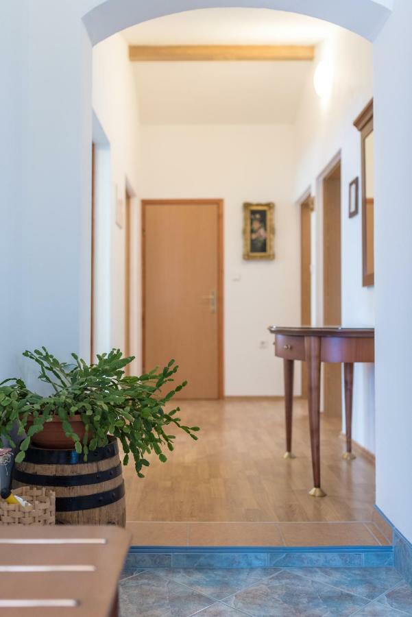 Apartment Marija Vizinada Екстер'єр фото